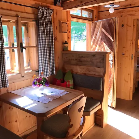 Urige Kuschelhuetten Oberprenner *