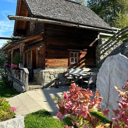 Urige Kuschelhuetten Oberprenner Haus im Ennstal